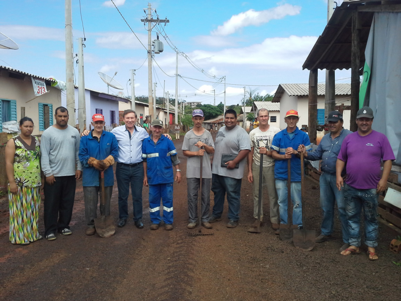 EXECUTIVO VISTORIA OBRAS NO BAIRRO ESPERANÇA